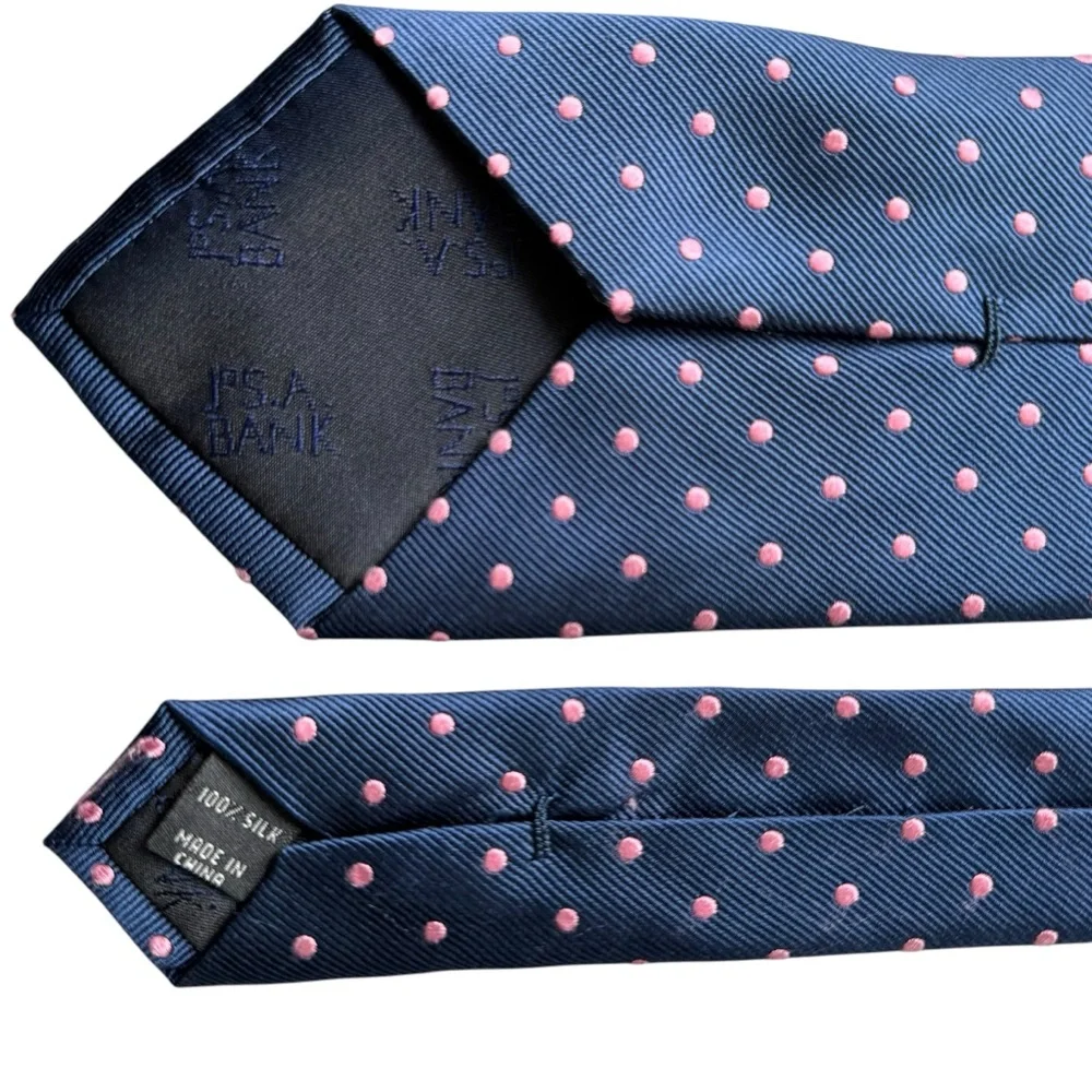 JOS. A. BANK Executive Collection‎ 100% Silk Navy Blue and Pink Polka Dot Tie